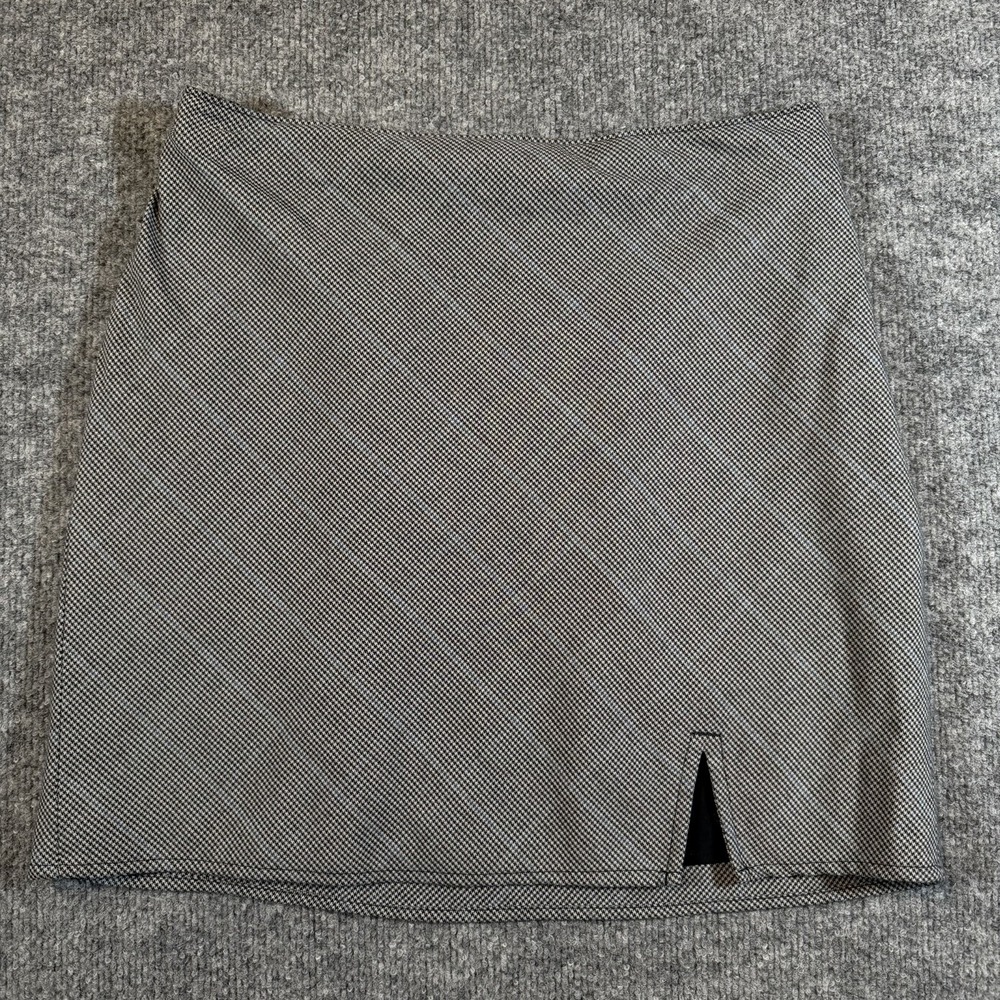 Abercrombie & Fitch Houndstooth Mini Skirt Size M Side Zip Gray Preppy